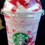 クリスマスストロベリーケーキフラペチーノ®(スターバックスコーヒー)感想・レビュー)